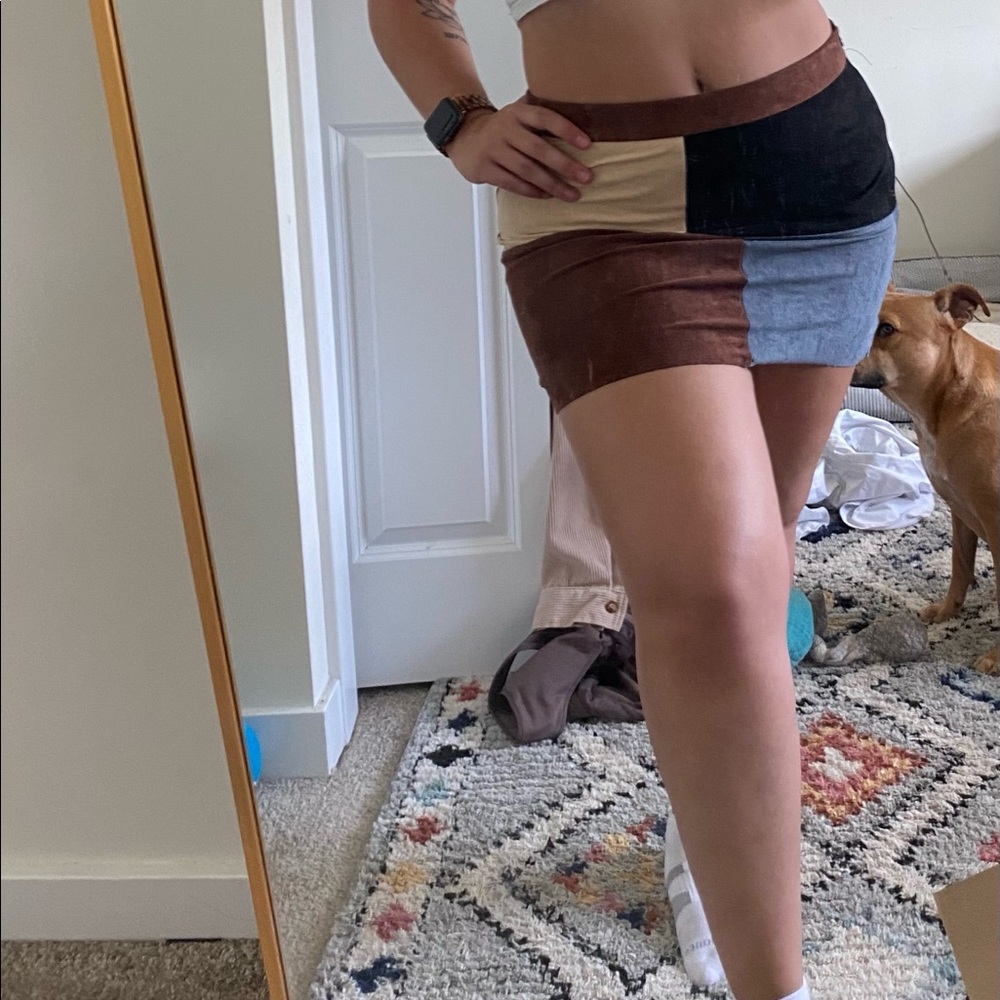 VINTAGE MINI SKIRT 🤎